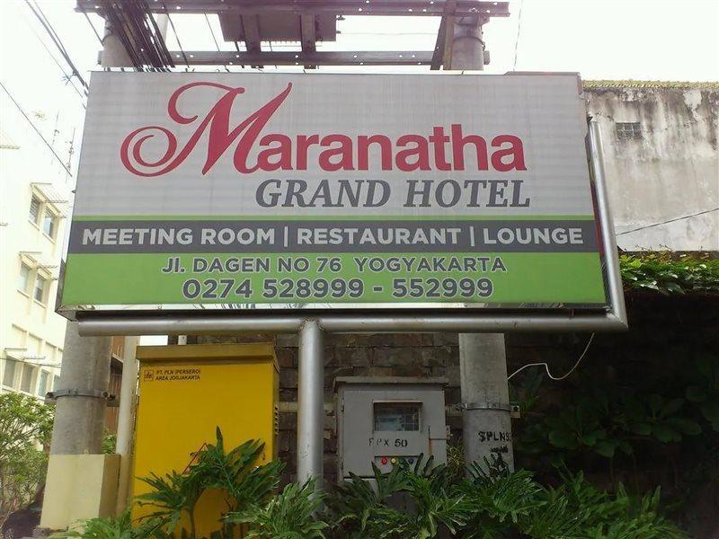 Maranatha Grand Hotel Джокьякарта Экстерьер фото